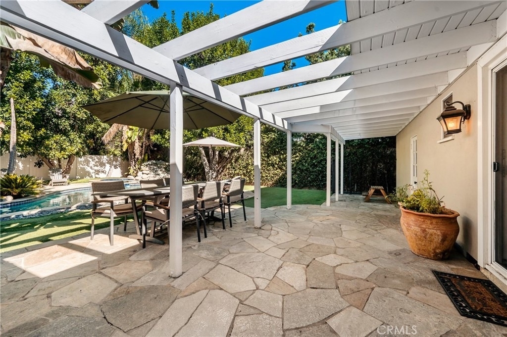 13047 Magnolia Boulevard - Photo 34