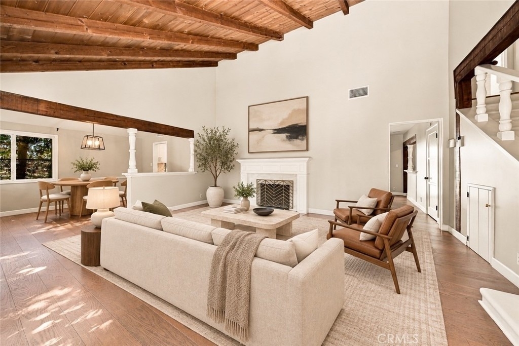 13047 Magnolia Boulevard - Photo 4