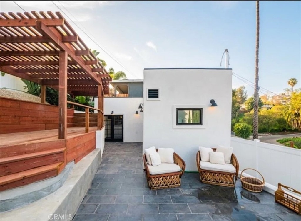 1060 W 6th - Photo 8