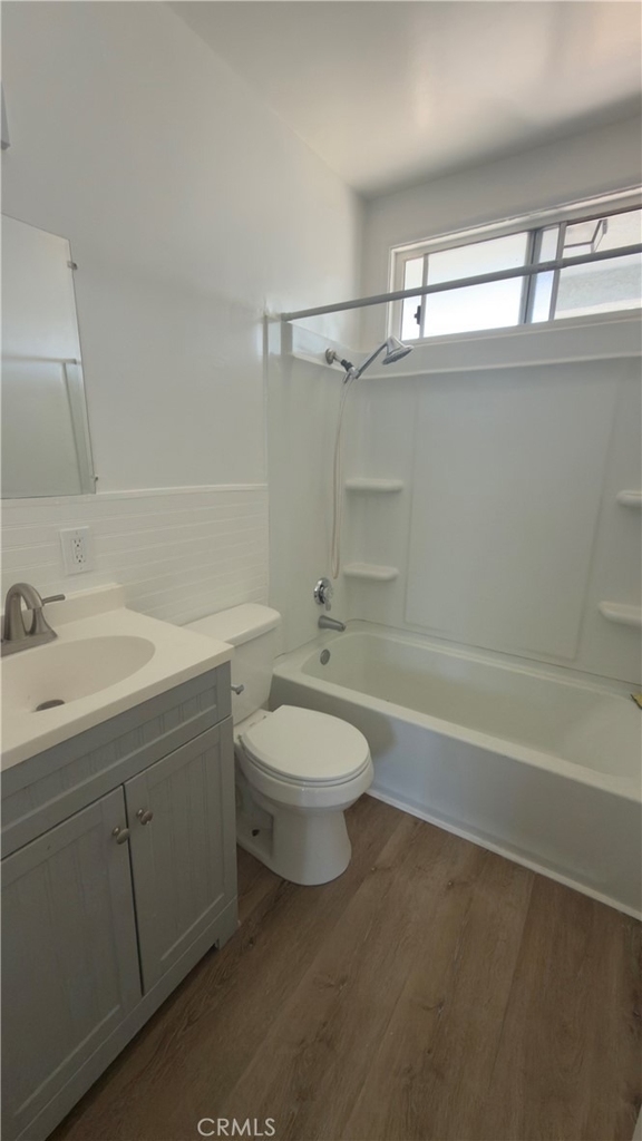 616 N Olive - Photo 2