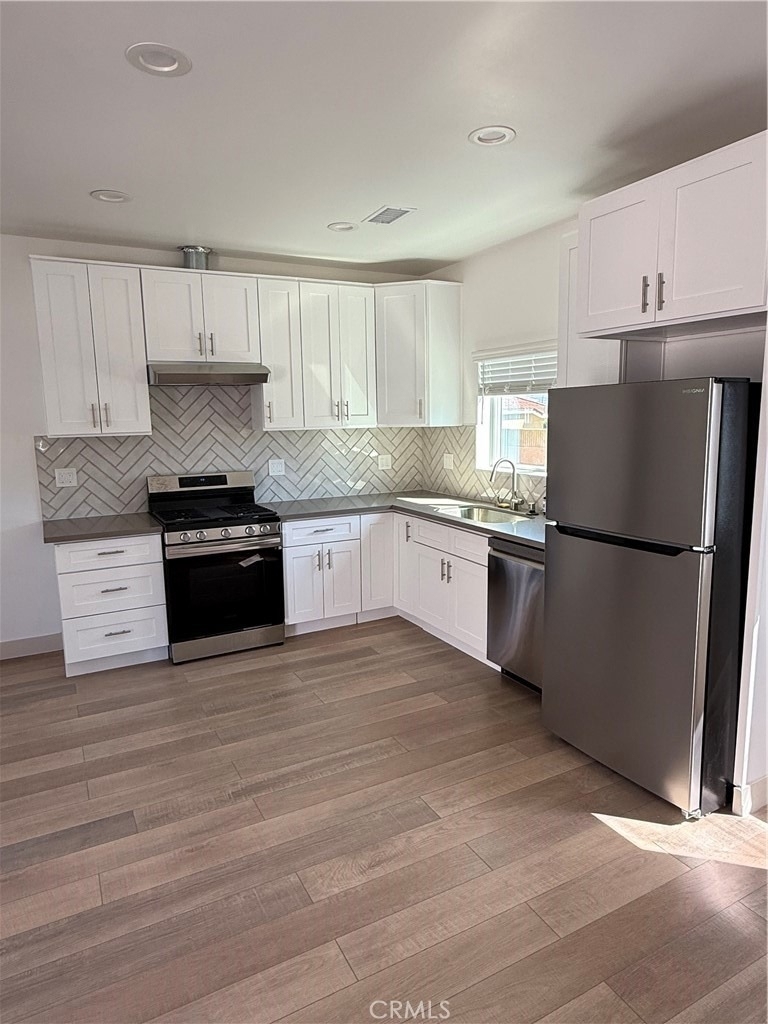 2348 Angelcrest Drive - Photo 19