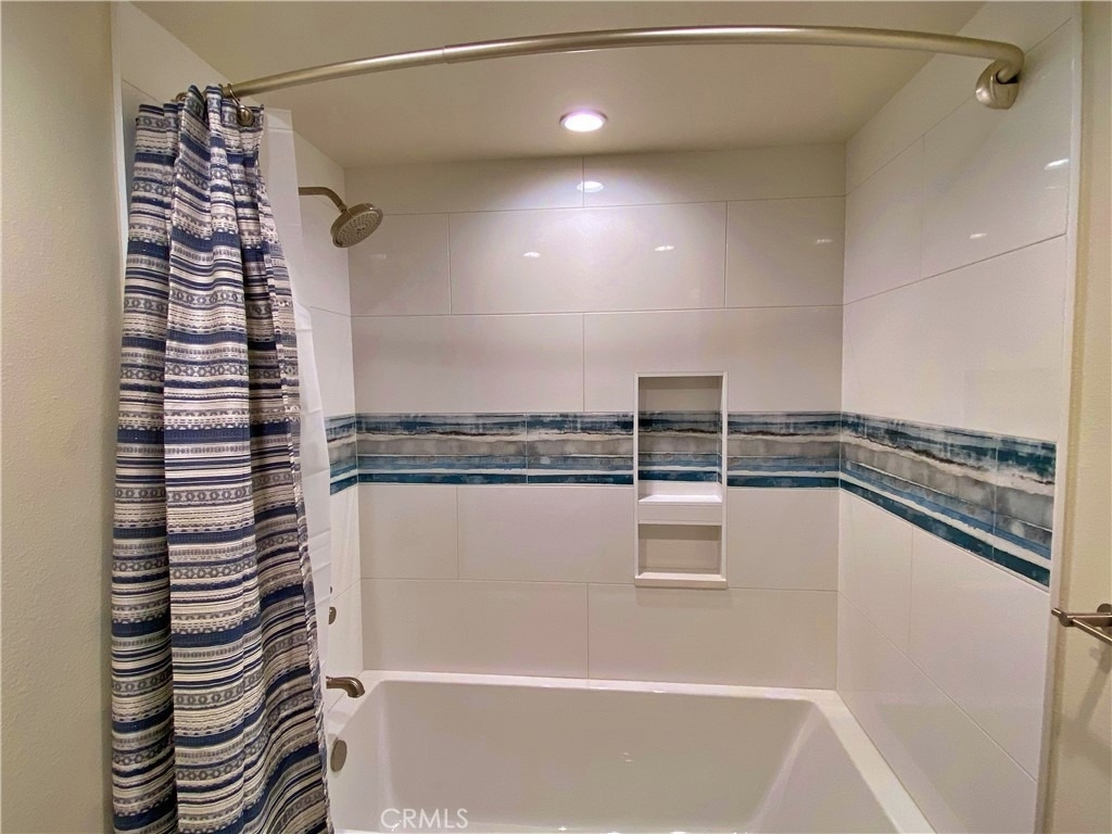 230 S Catalina Avenue - Photo 10