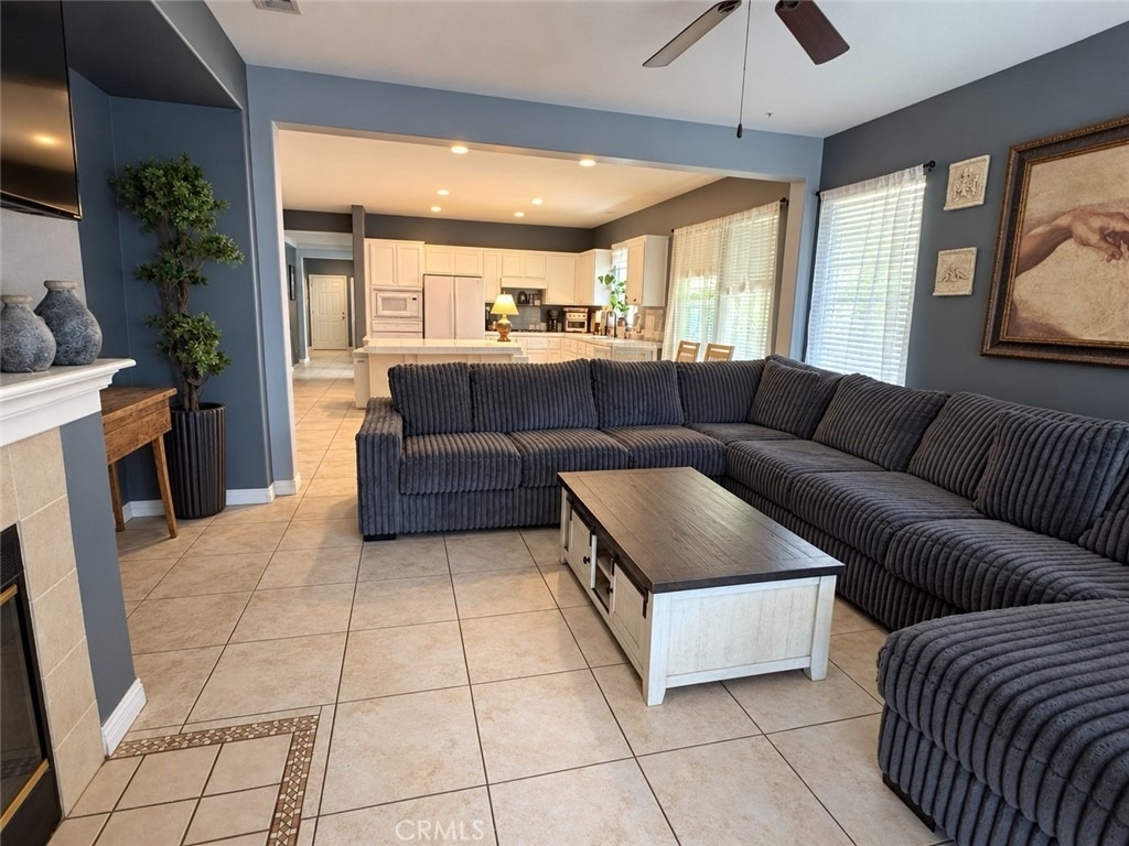 13018 Acacia - Photo 11