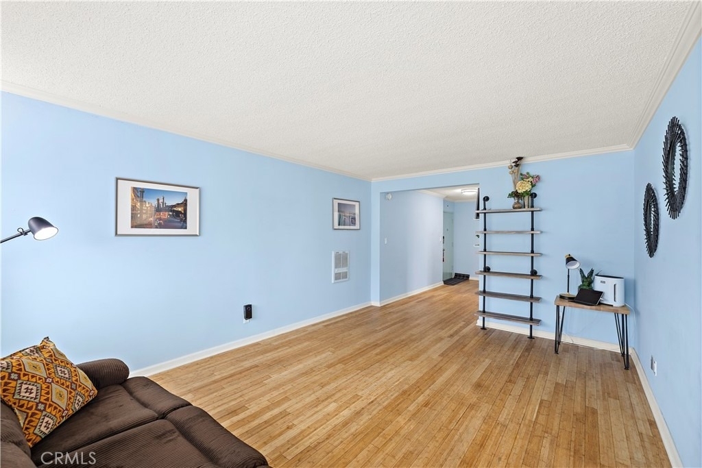335 Cedar Ave #315 - Photo 10