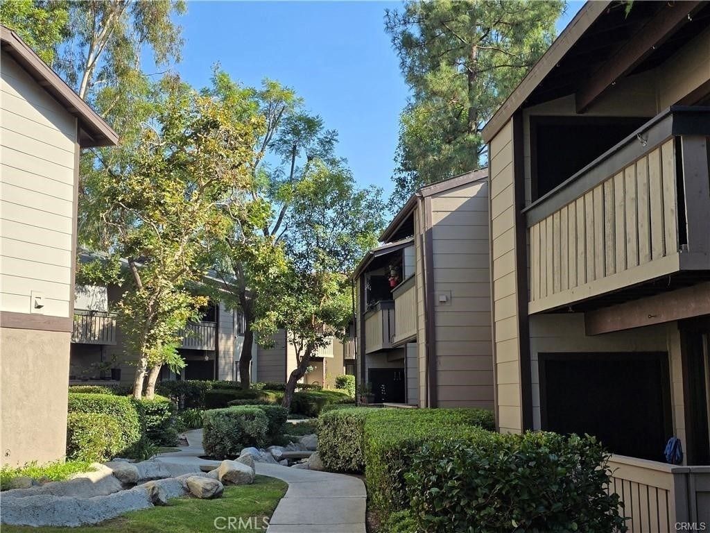 20702 El Toro - Photo 2