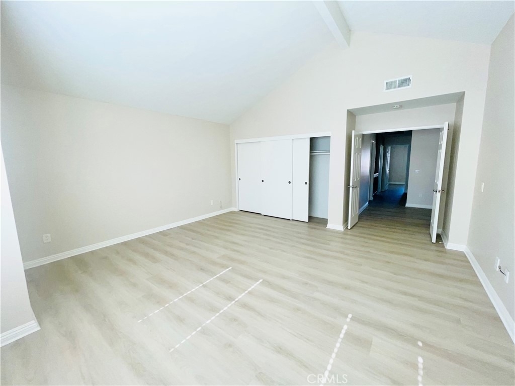 8 Davis - Photo 8