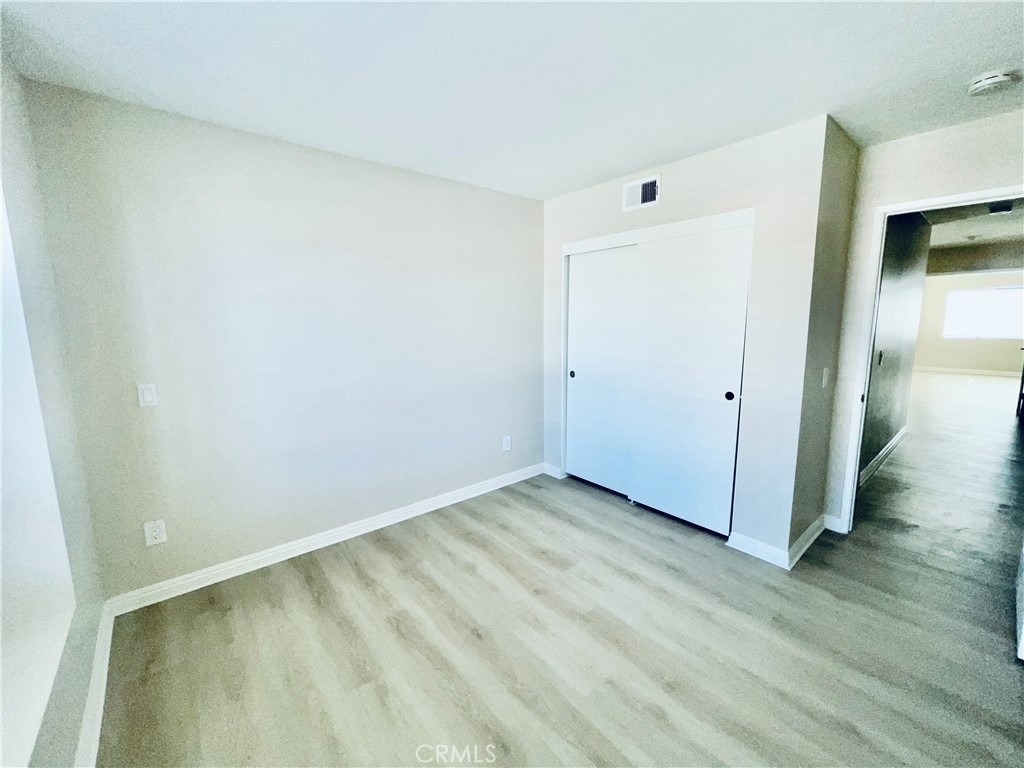 8 Davis - Photo 11