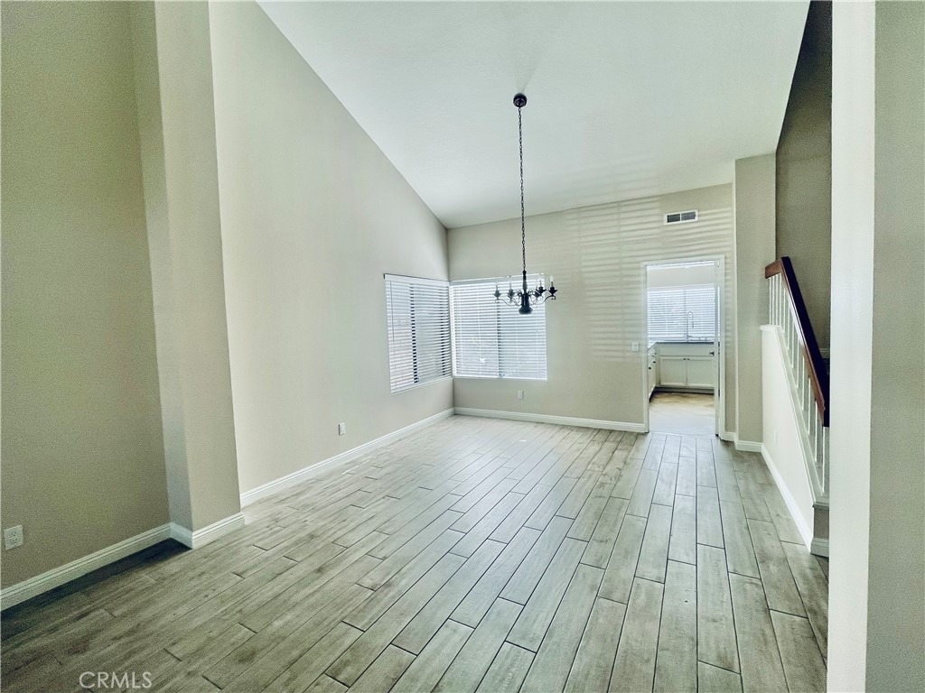 8 Davis - Photo 1