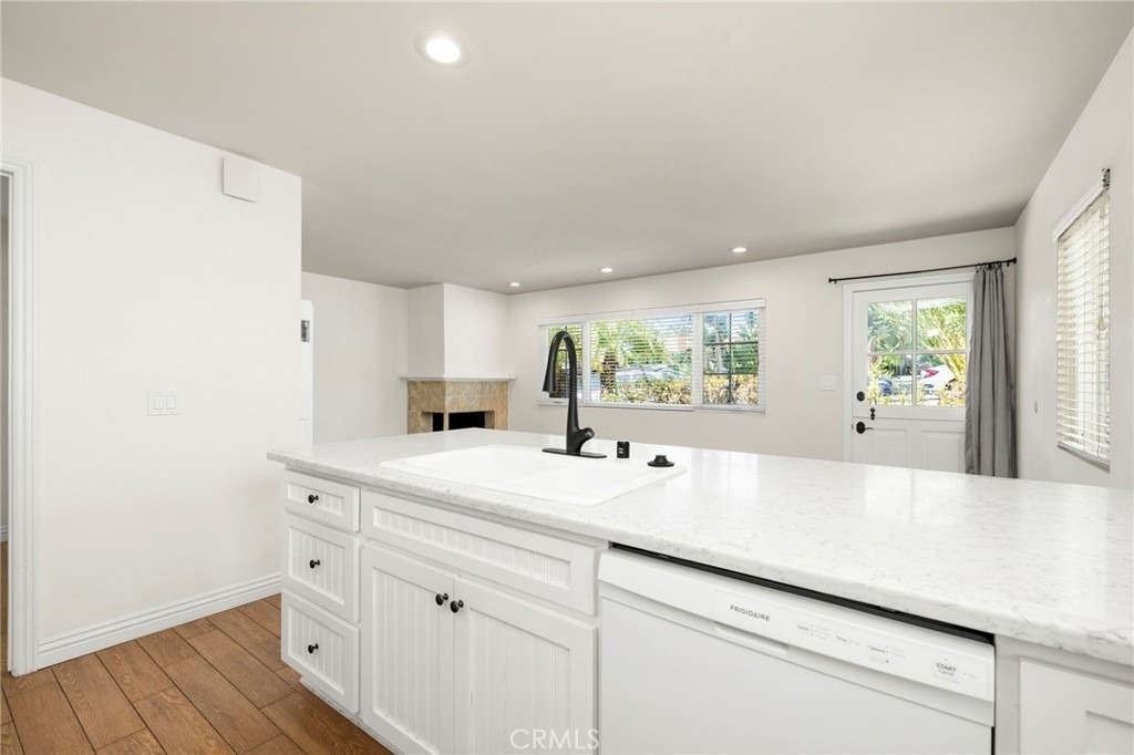 137 Cypress Dr - Photo 7