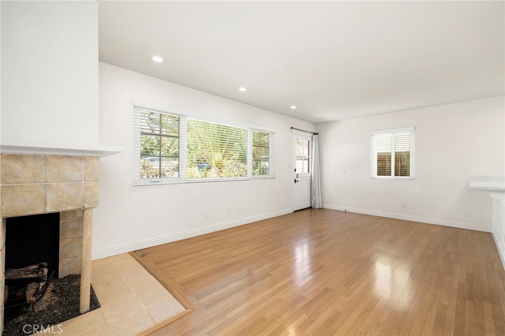 137 Cypress Dr - Photo 6