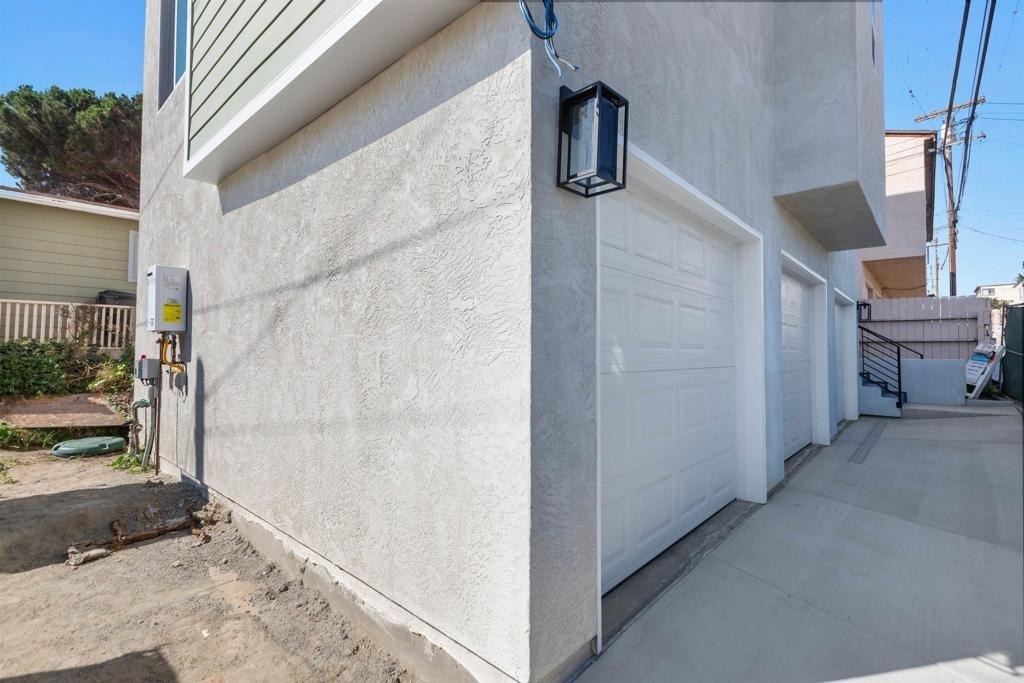 2714 Camulos Street - Photo 2