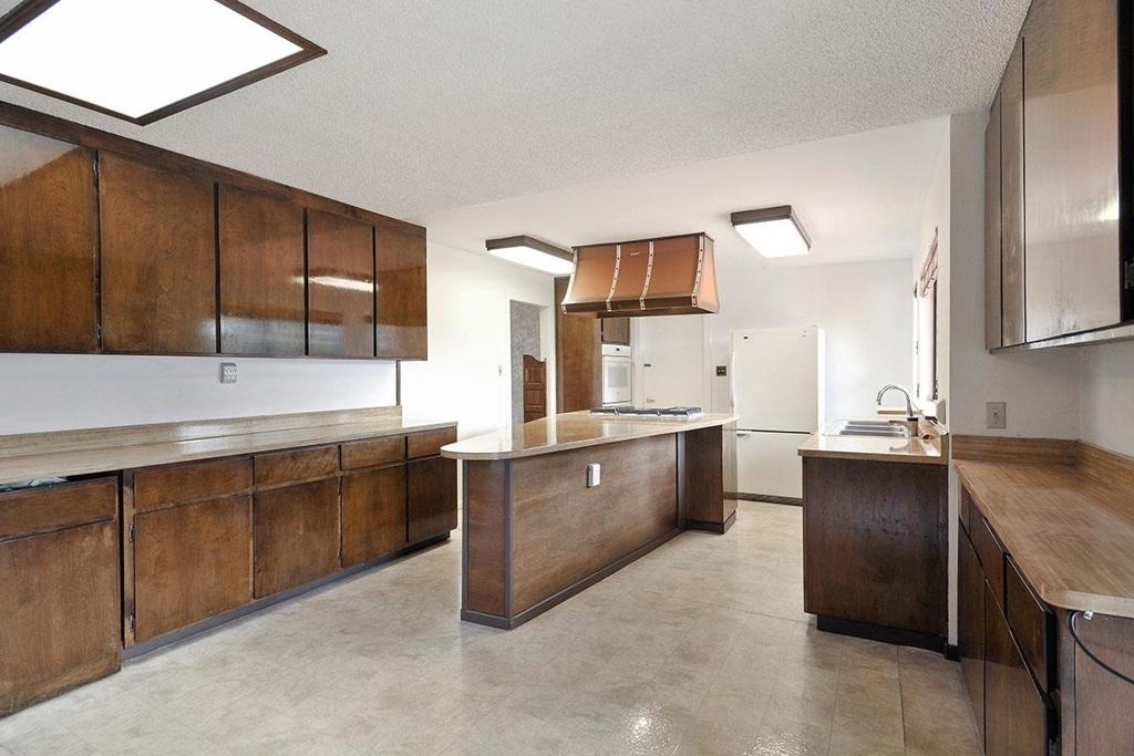 722 Southview Way - Photo 14