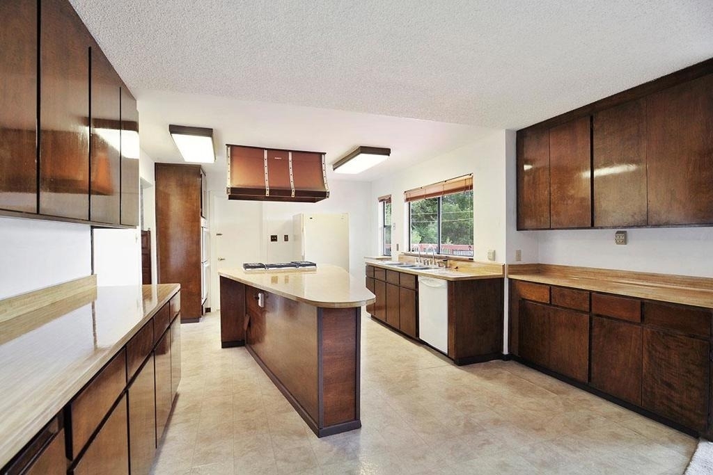 722 Southview Way - Photo 15