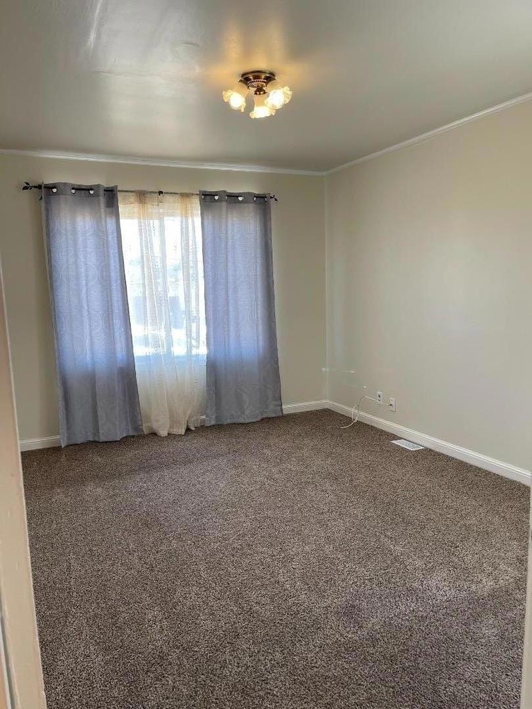 627 Midway Avenue - Photo 21