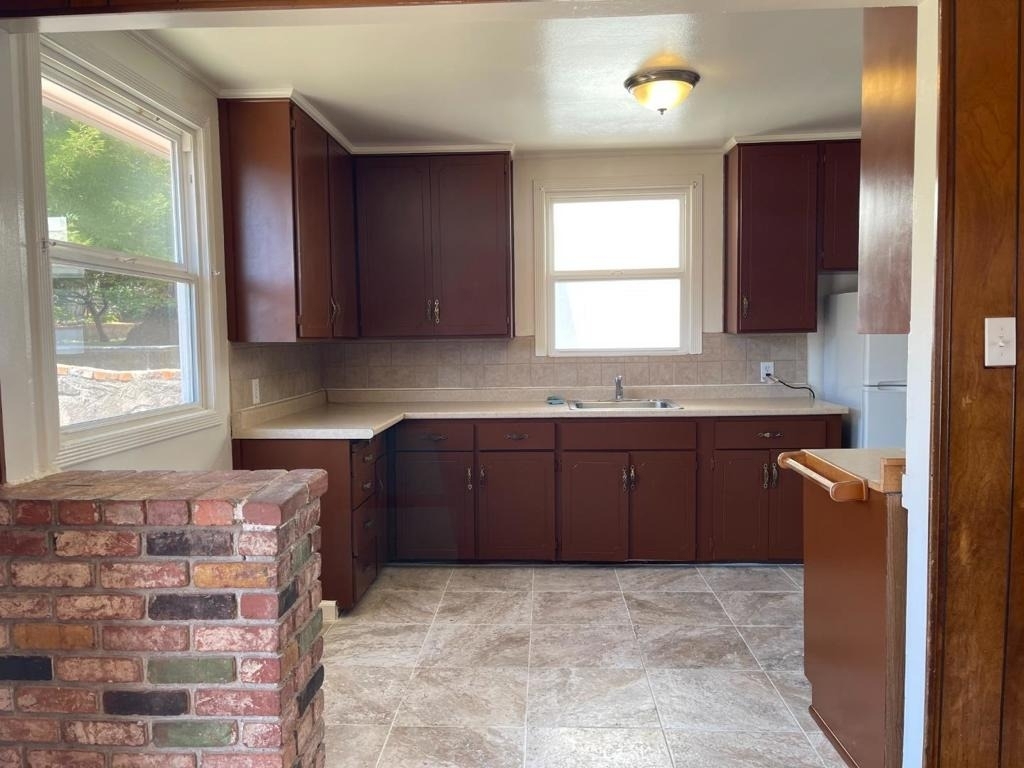 627 Midway Avenue - Photo 16