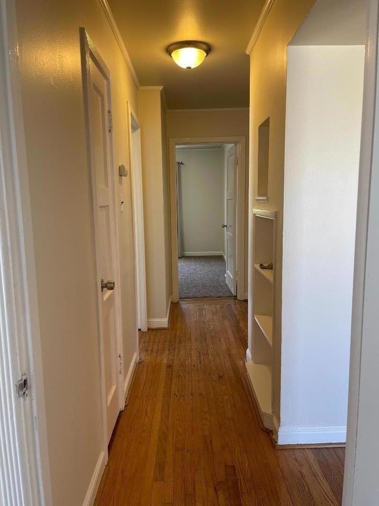 627 Midway Avenue - Photo 10
