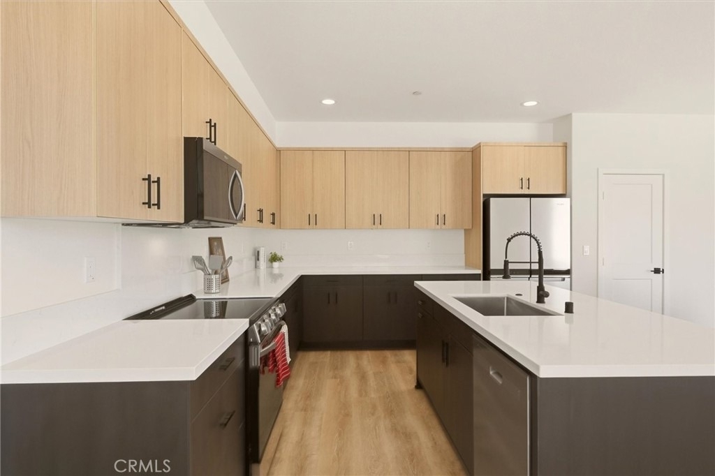 10665 Alborz Ct. - Photo 9