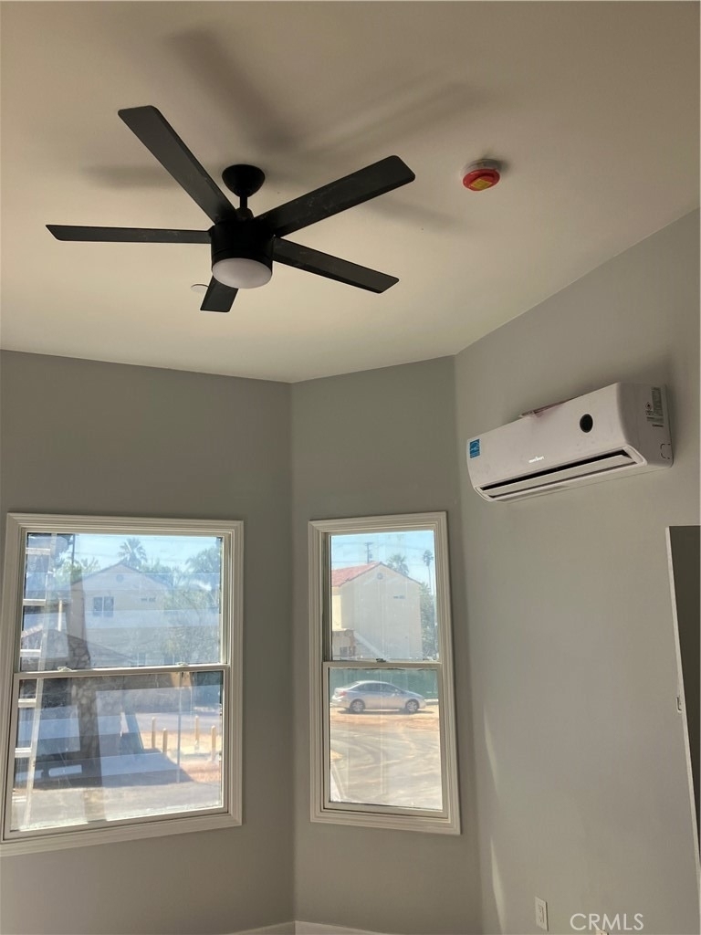 1118 W Palm - Photo 6