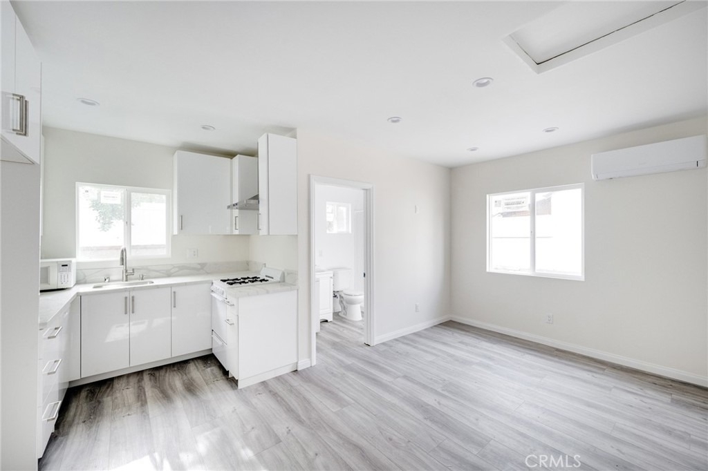 11058 Lemay Street - Photo 1
