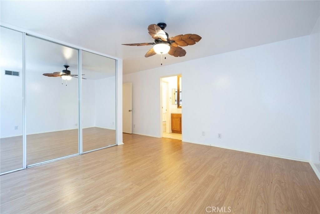 18119 Calvert Street - Photo 24