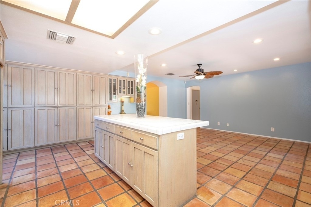 18119 Calvert Street - Photo 10