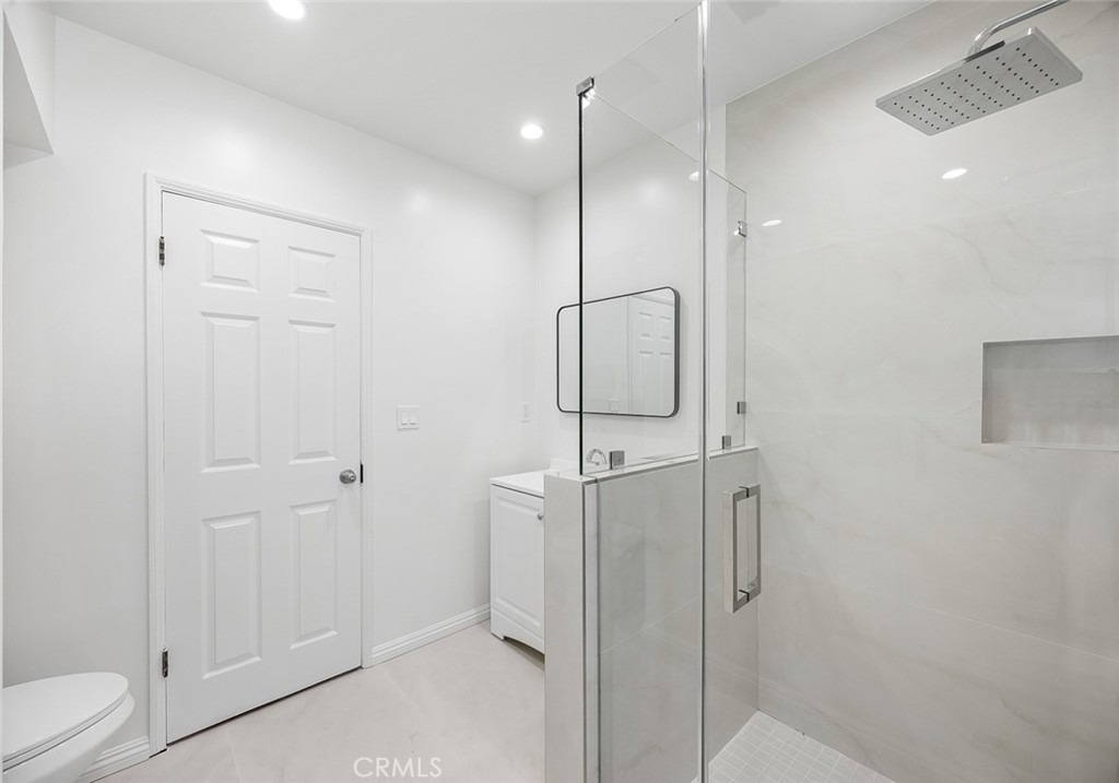 826 E Olive Avenue - Photo 5
