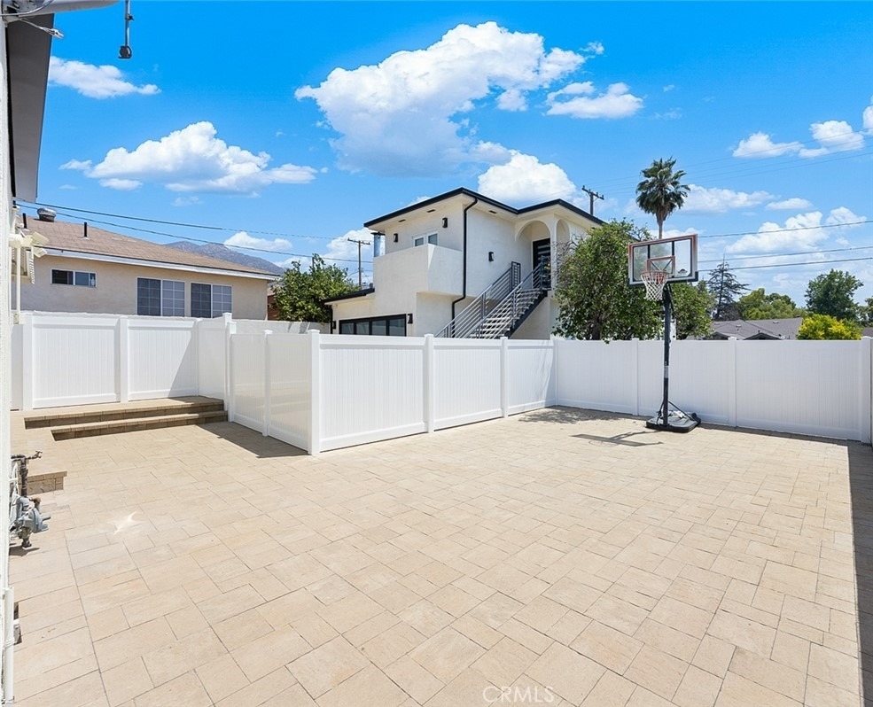 826 E Olive Avenue - Photo 10