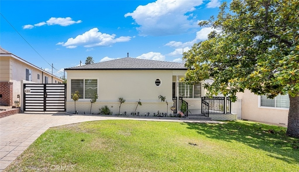 826 E Olive Avenue - Photo 0