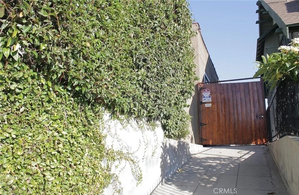 610 Brittania Street - Photo 22