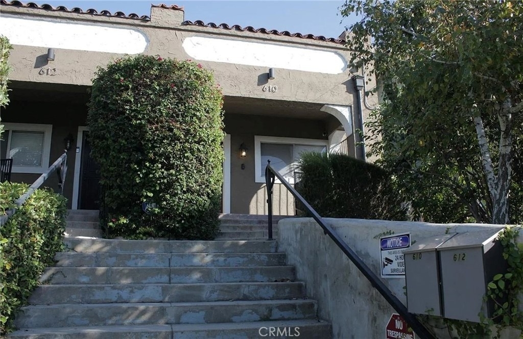 610 Brittania Street - Photo 2