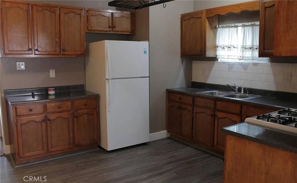 610 Brittania Street - Photo 7