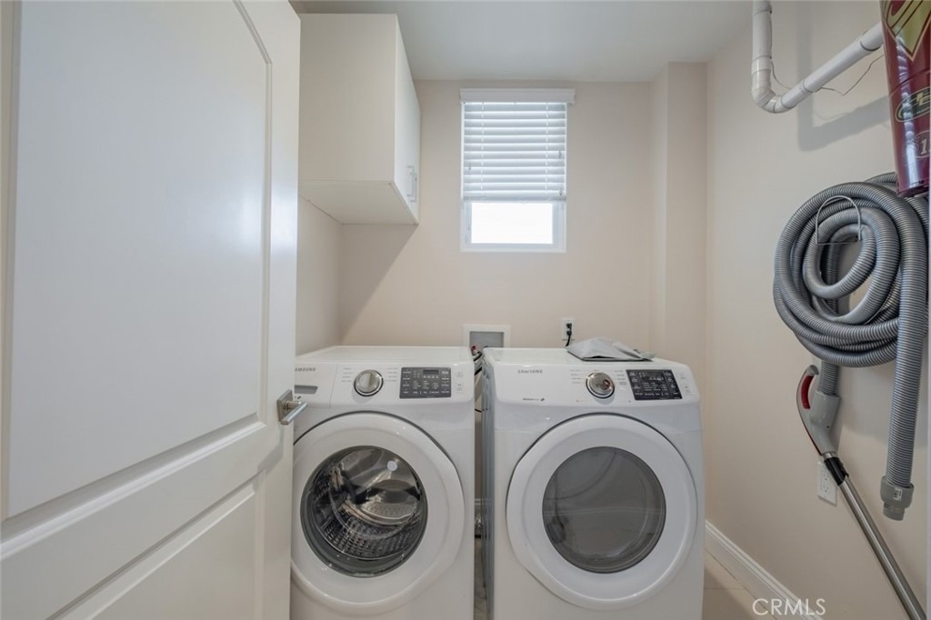1941 Waltonia Drive - Photo 24