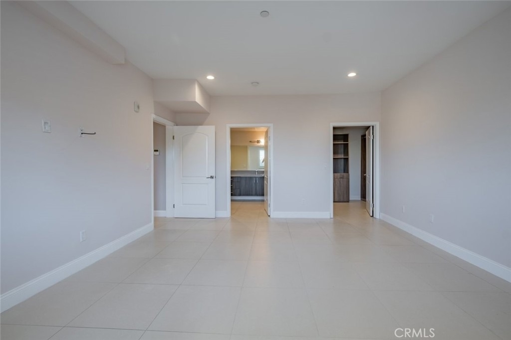 1941 Waltonia Drive - Photo 27