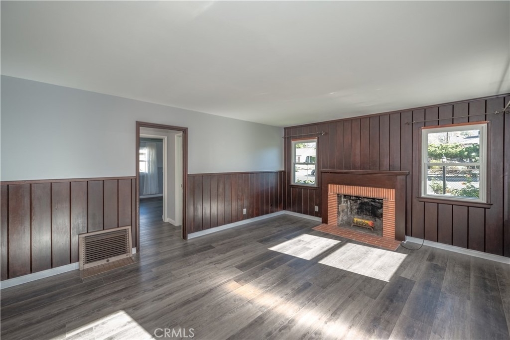 10931 Mcvine - Photo 2