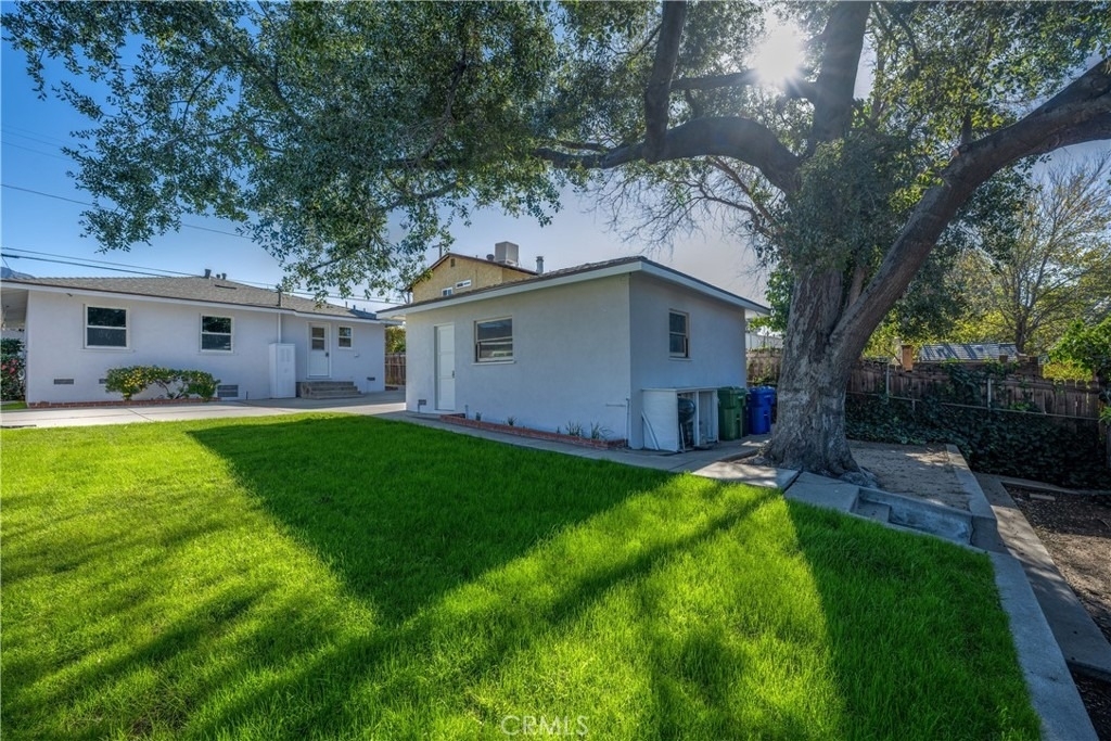 10931 Mcvine - Photo 12