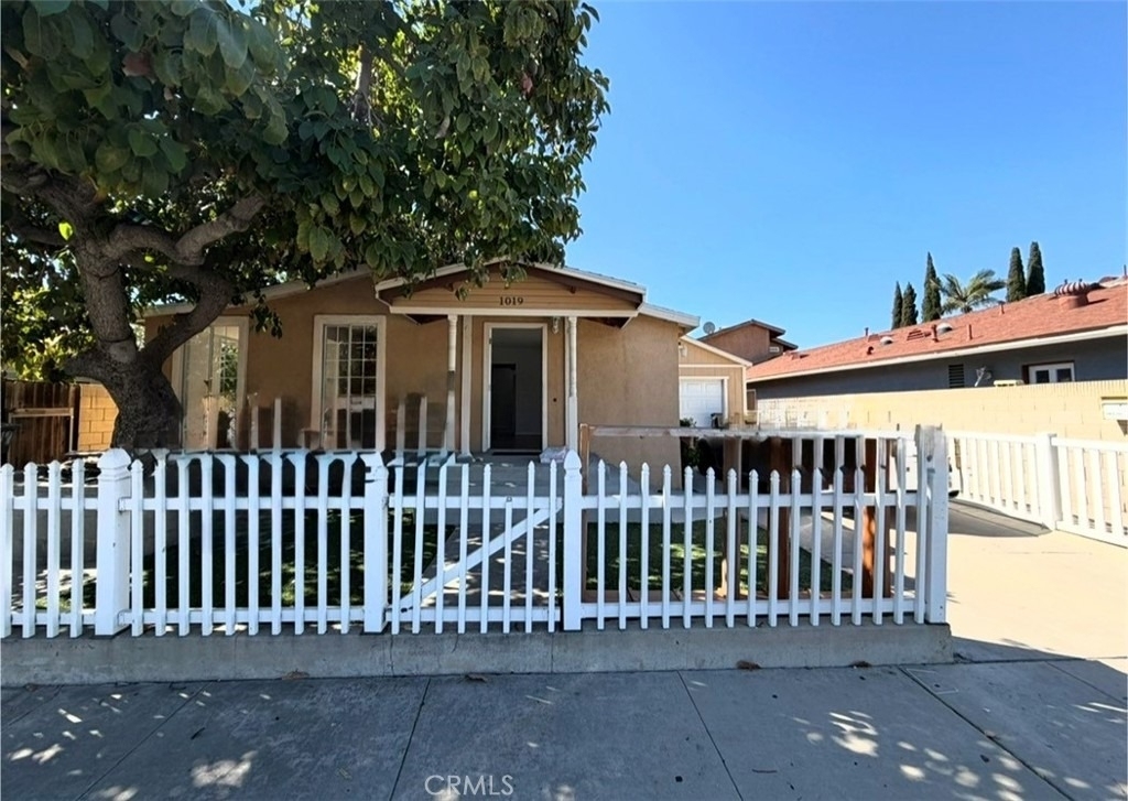 1019 1019 N Patt St - Photo 0