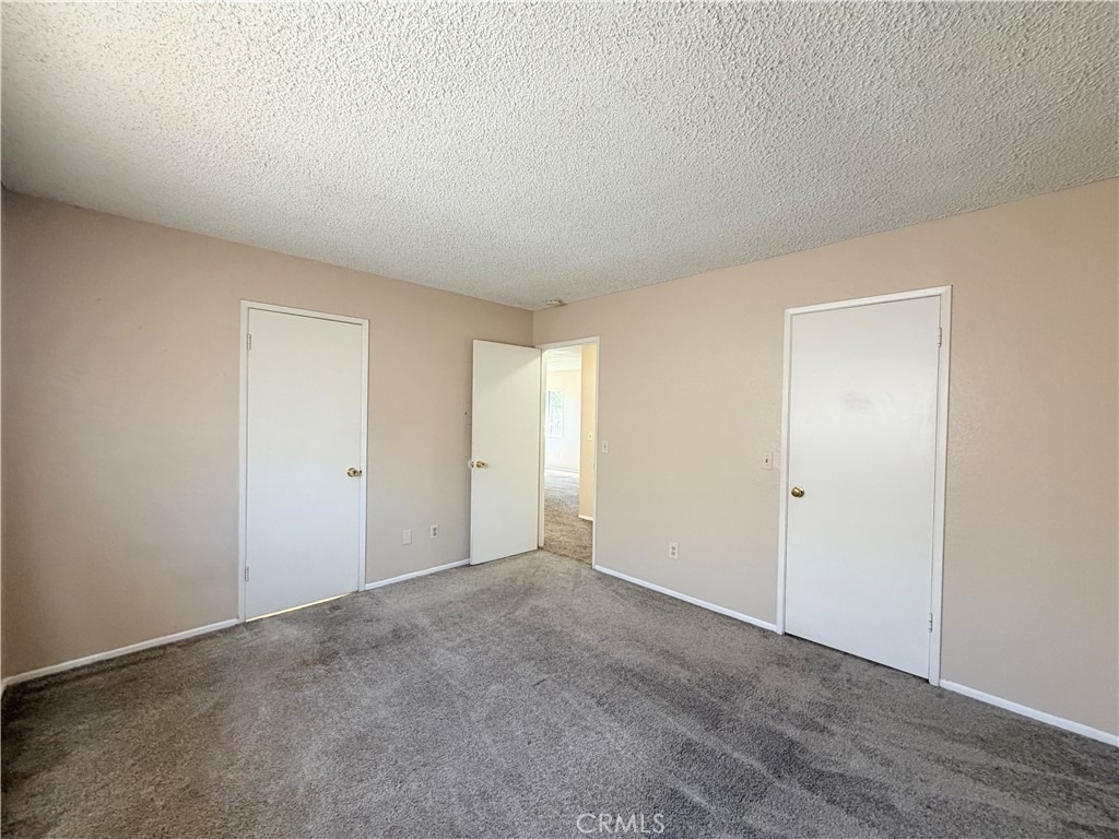 407 E E - Photo 5