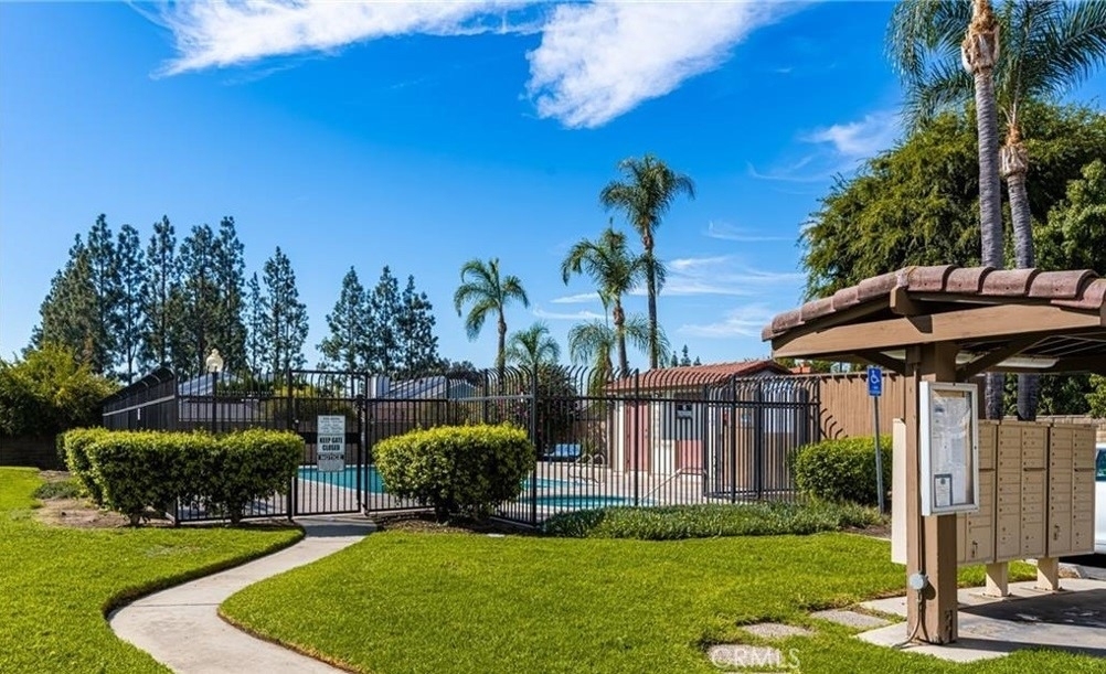 1216 S Cypress Avenue - Photo 13