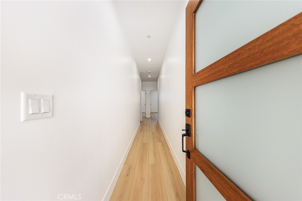 1259 S Longwood Avenue - Photo 7