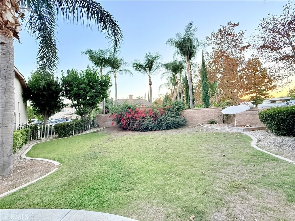5425 Signac Court - Photo 17