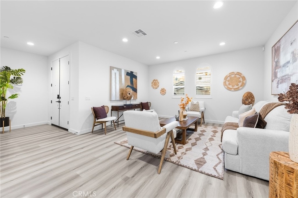 1359 Point Loma - Photo 7