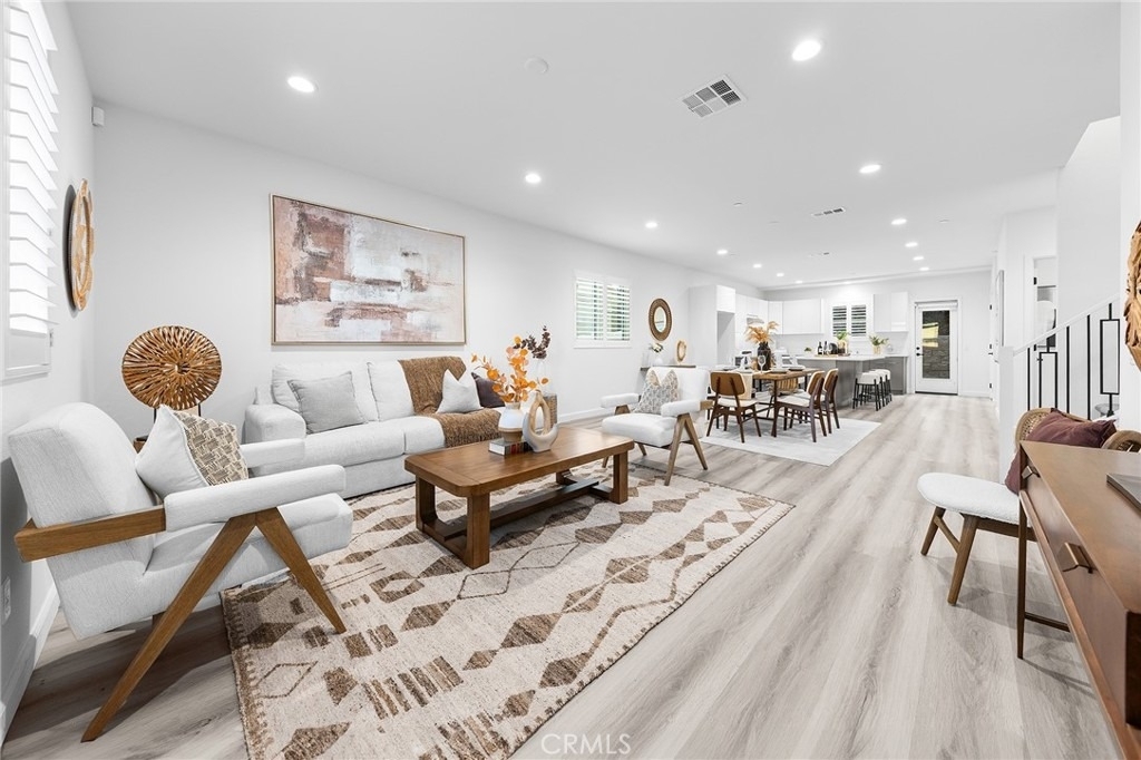 1359 Point Loma - Photo 11