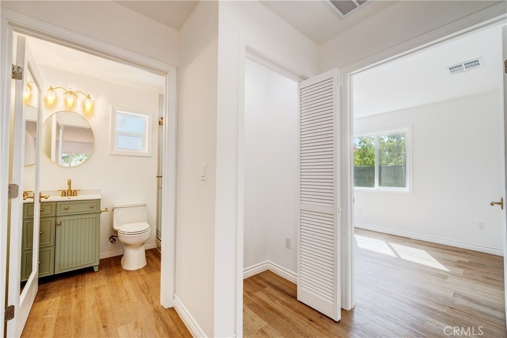 2312 California - Photo 11
