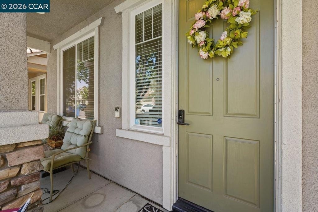390 Black Rock St - Photo 1