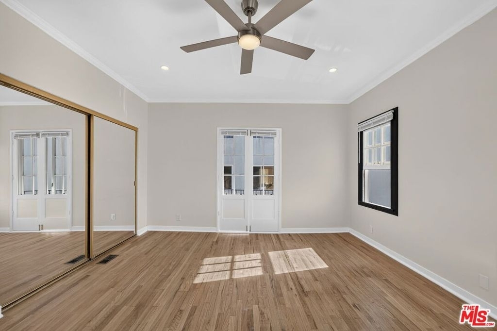 215 S Gale Drive - Photo 18