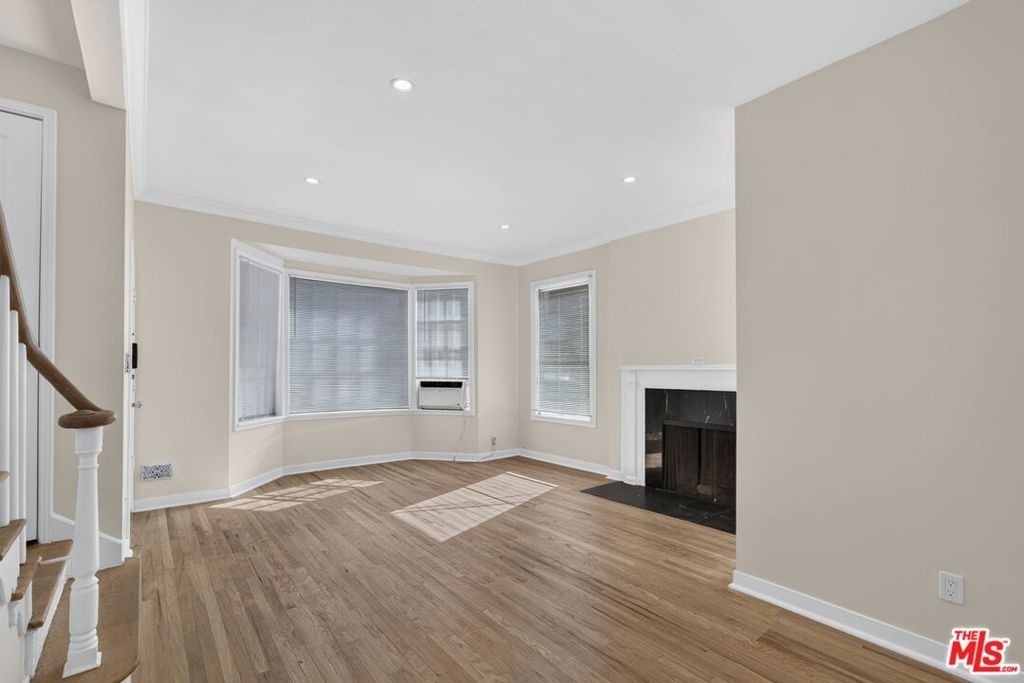 215 S Gale Drive - Photo 7