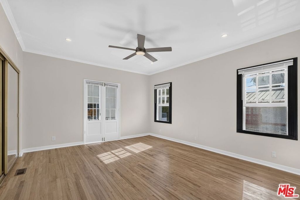 215 S Gale Drive - Photo 20