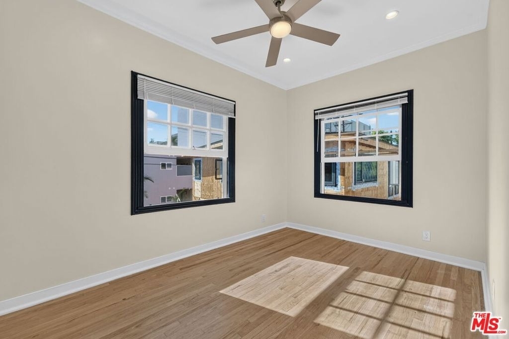 215 S Gale Drive - Photo 25