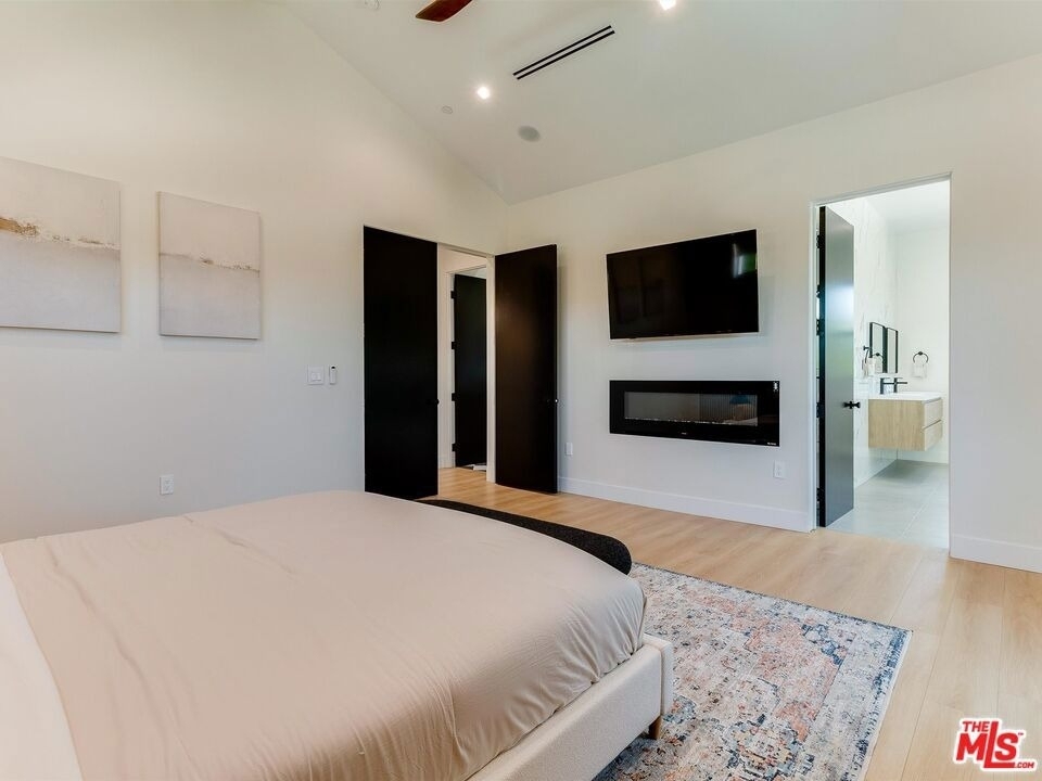 5929 Hesperia Avenue - Photo 38