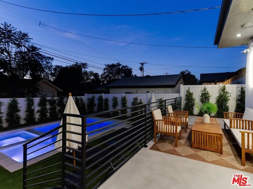 5929 Hesperia Avenue - Photo 64